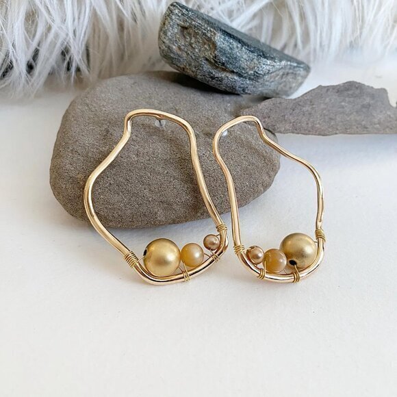 Lilly Queen Jewelry - Faux Pearl wrapped Goldtone Stud Earrings, Wire Wrapped, Boho Bohemian Earring